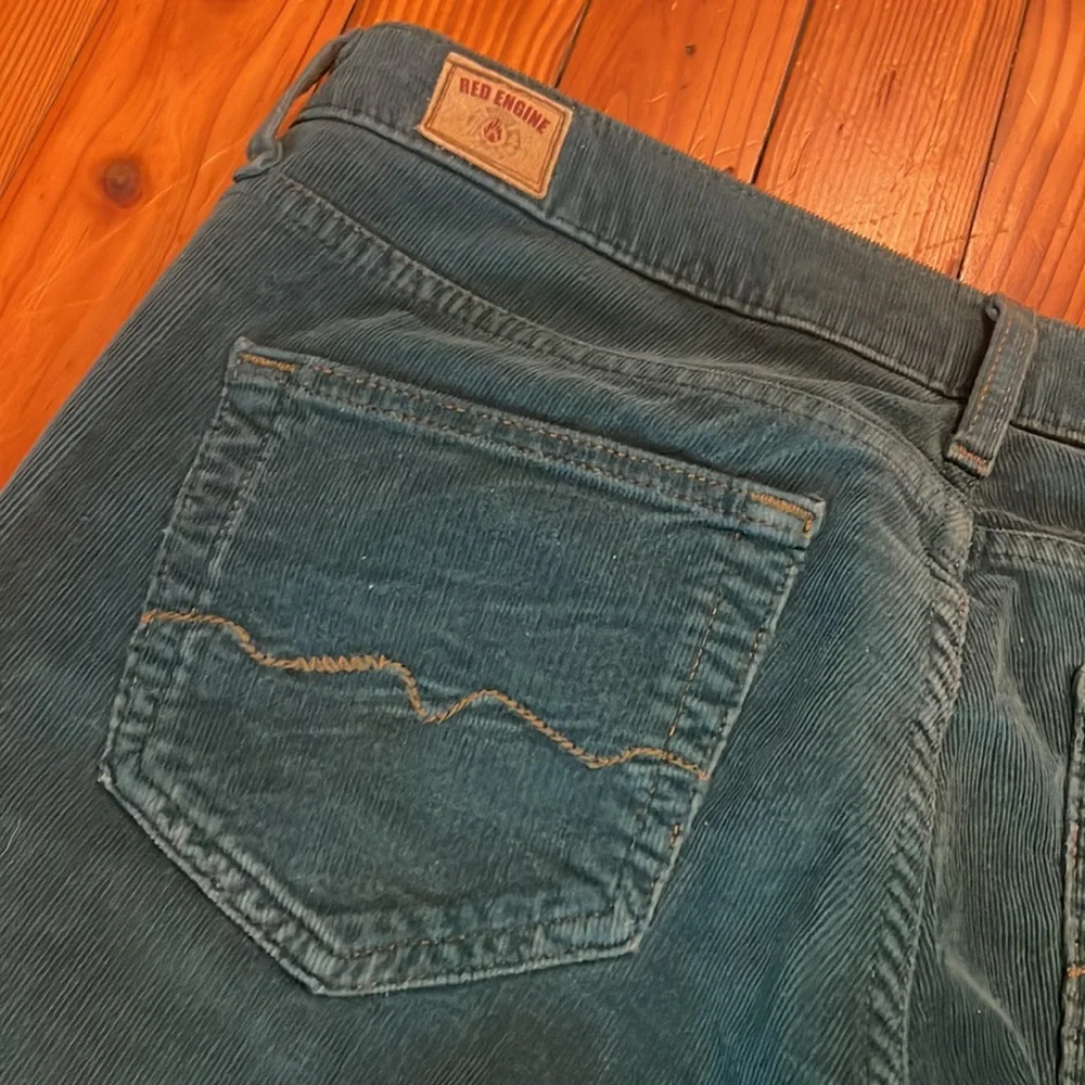 Red Engine green corduroys size 30 cropped bootcut - Picture 7 of 10